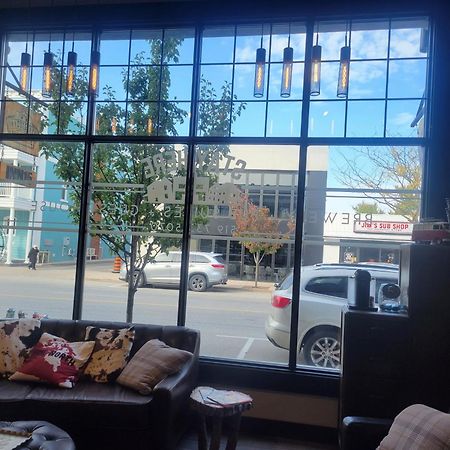 Heart & Hops Brewery Suites Kingsville エクステリア 写真