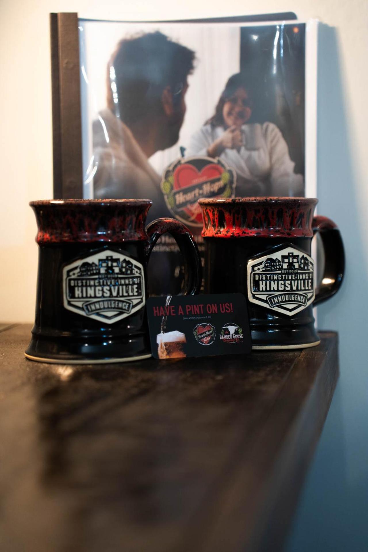 Heart & Hops Brewery Suites Kingsville エクステリア 写真