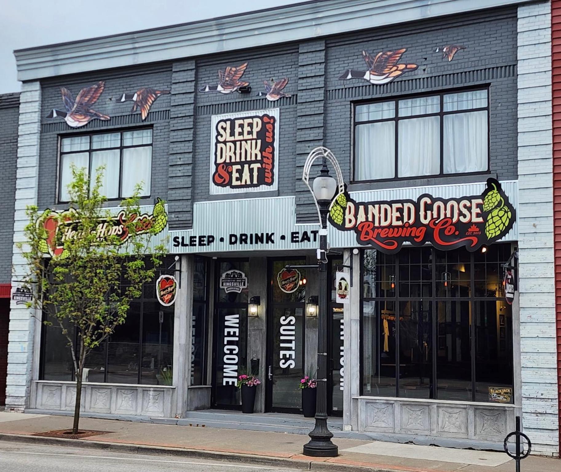 Heart & Hops Brewery Suites Kingsville エクステリア 写真
